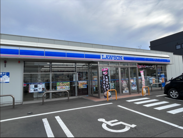 八戸市大字根城、土地のコンビニ画像です