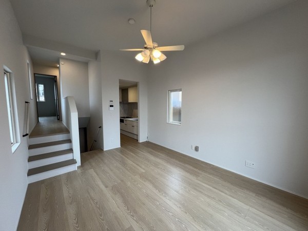 八戸市白銀、新築一戸建ての内装画像です