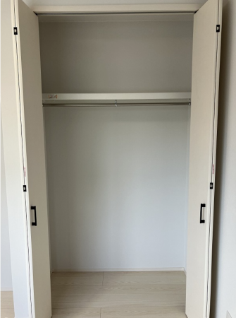 八戸市長苗代、新築一戸建ての収納画像です