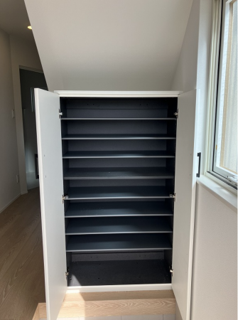 八戸市長苗代、新築一戸建ての収納画像です