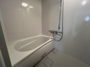 八戸市白銀、新築一戸建ての風呂画像です