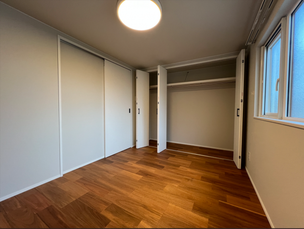 八戸市大字大久保、新築一戸建ての内装画像です