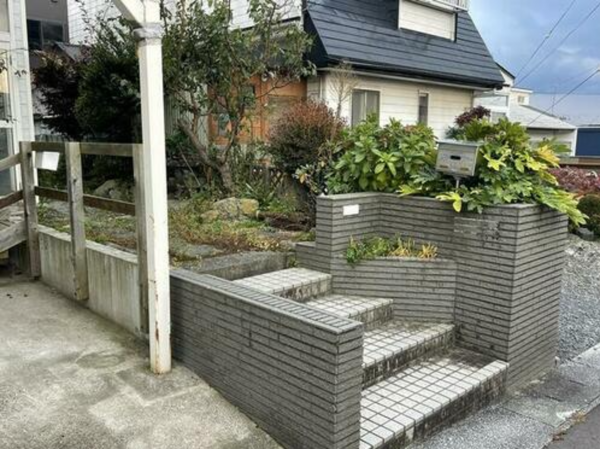 八戸市白銀台、中古一戸建ての外観画像です