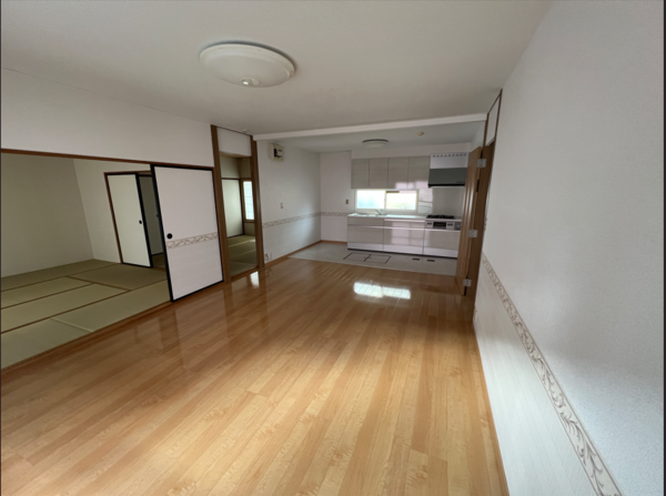 八戸市大字湊町、中古一戸建ての内装画像です