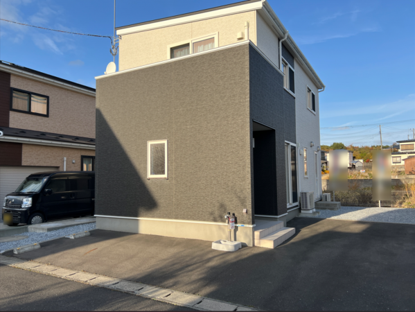 八戸市大字白銀町、中古一戸建ての外観画像です