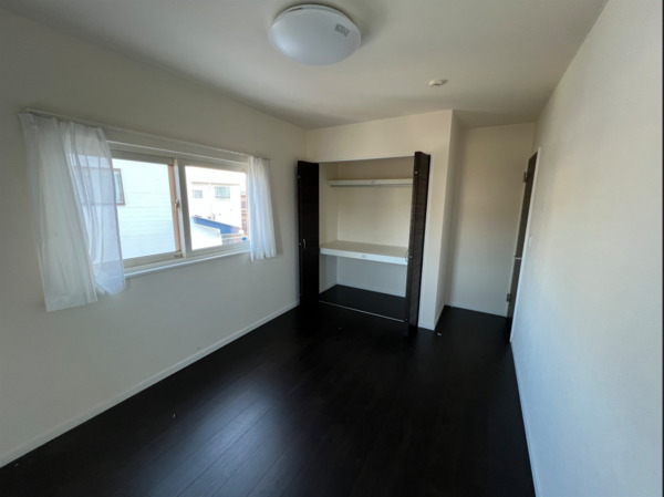 八戸市大字白銀町、中古一戸建ての内装画像です