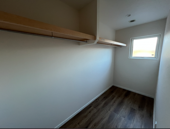 八戸市大字白銀町、中古一戸建ての内装画像です