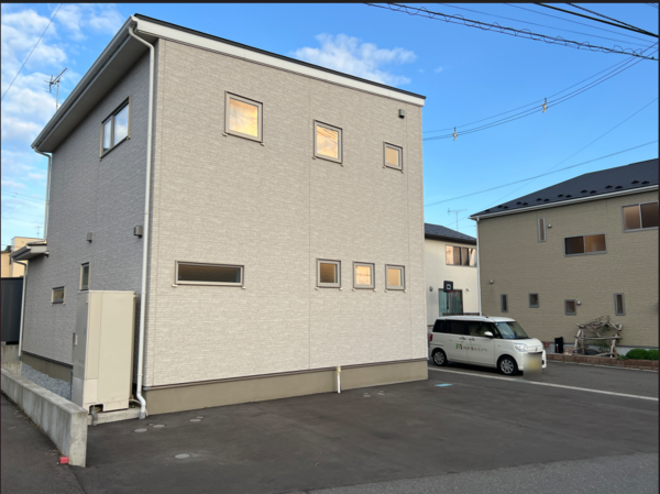 八戸市大字白銀町、中古一戸建ての外観画像です