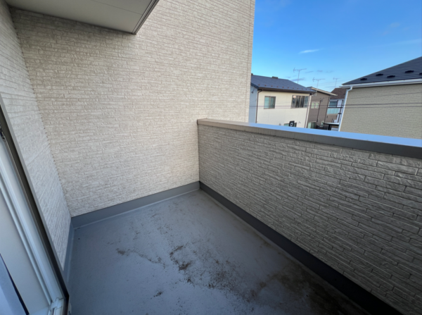 八戸市大字白銀町、中古一戸建てのバルコニー画像です