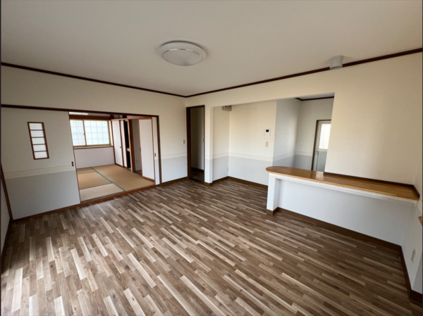 八戸市大字糠塚、中古一戸建ての内装画像です