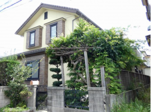 八戸市大字白銀町、中古一戸建ての外観画像です
