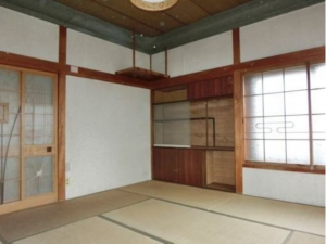 八戸市大字大久保、中古一戸建ての内装画像です