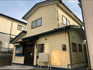 八戸市大字鮫町、中古一戸建ての外観画像です