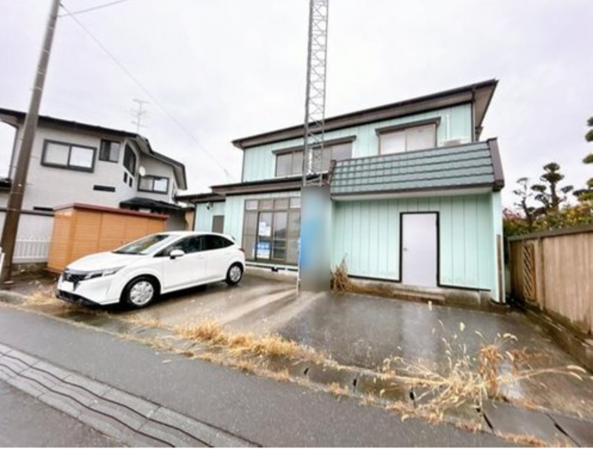 八戸市石堂、中古一戸建ての外観画像です