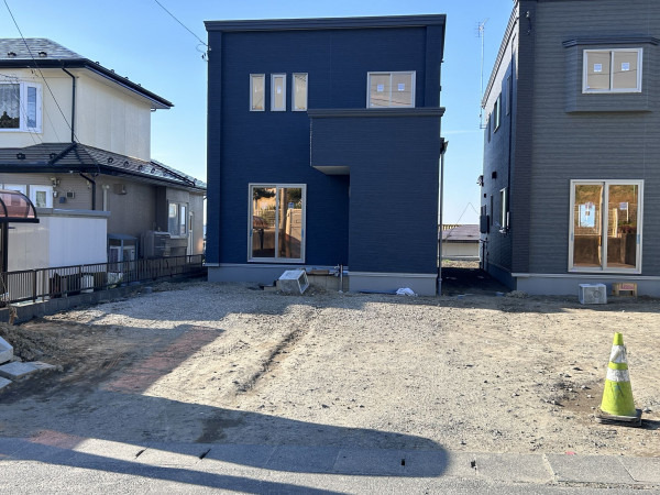 八戸市根城、新築一戸建ての外観画像です
