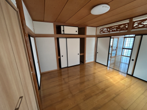 八戸市桜ケ丘、中古一戸建ての内装画像です