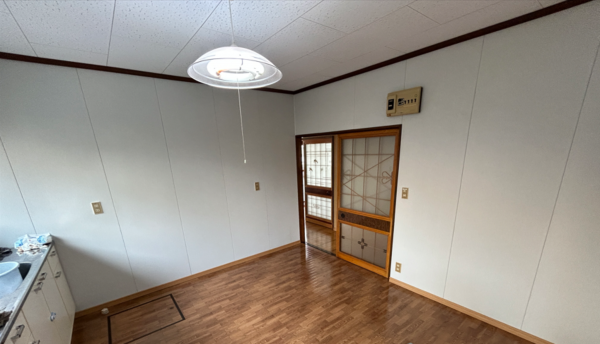 八戸市桜ケ丘、中古一戸建てのキッチン画像です