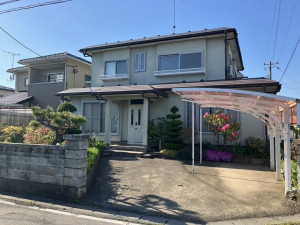 八戸市長苗代、中古一戸建ての外観画像です