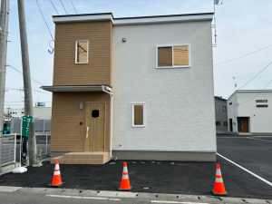 八戸市大字長苗代、新築一戸建ての外観画像です