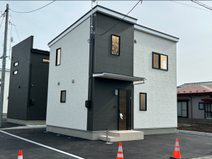 八戸市大字長苗代、新築一戸建ての外観画像です