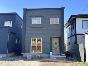 八戸市根城、新築一戸建ての外観画像です