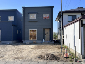 八戸市根城、新築一戸建ての外観画像です