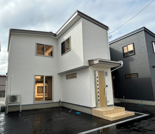八戸市沼館、新築一戸建ての外観画像です