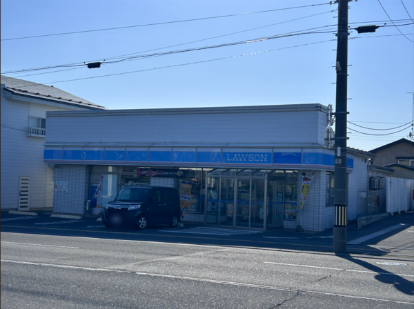 八戸市大字白銀町、新築一戸建てのコンビニ画像です
