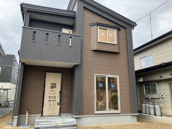 八戸市下長、新築一戸建ての外観画像です