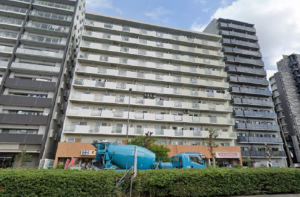 江東区亀戸、マンションの外観画像です