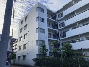 江東区大島、マンションの外観画像です
