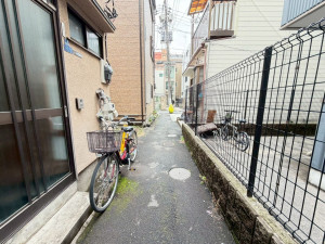 江東区大島、土地の前面道路を含む現地写真画像です