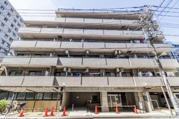 江東区大島、収益物件/店舗付住宅の外観画像です