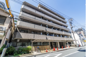 江東区大島、マンションの外観画像です