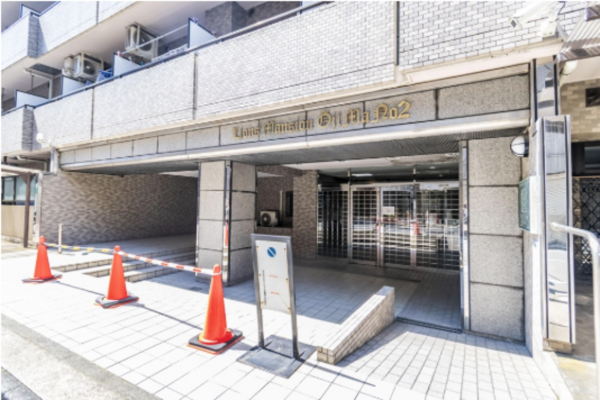 江東区大島、マンションの外観画像です