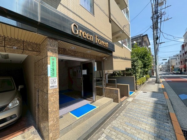 江東区亀戸、マンションのエントランス画像です