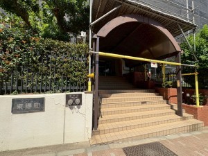江東区南砂、マンションのエントランス画像です