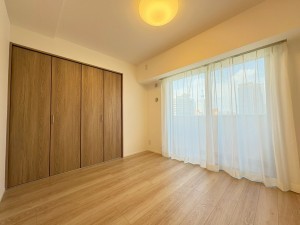 江東区大島、マンションの寝室画像です