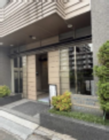 江東区亀戸、マンションのエントランス画像です