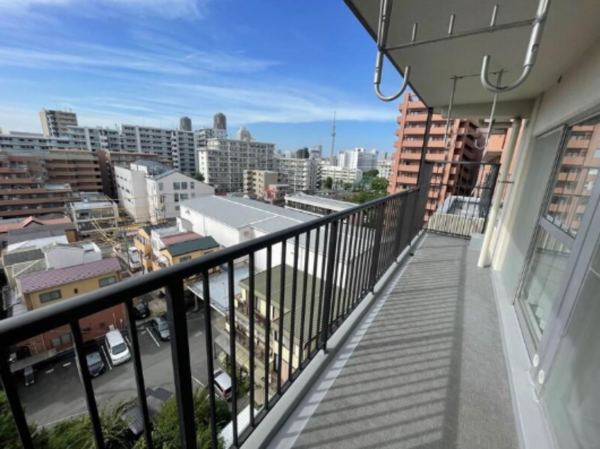 江東区北砂、マンションのバルコニー画像です