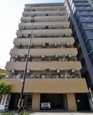 江東区亀戸、マンションの外観画像です