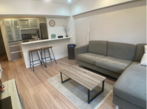 江東区東陽、マンションの居間画像です