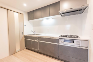 江東区東砂、マンションのキッチン画像です