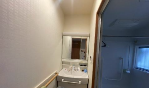 江東区大島、中古一戸建ての洗面画像です