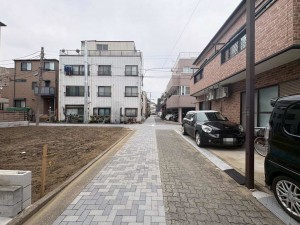 江東区東砂、土地の前面道路を含む現地写真画像です