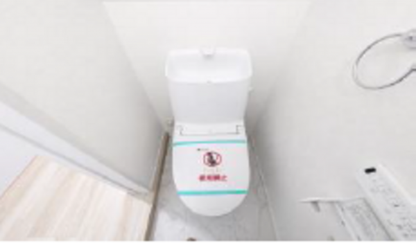 江東区北砂、新築一戸建てのトイレ画像です