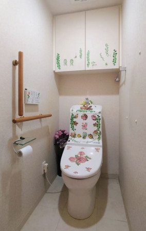 江東区東砂、マンションのトイレ画像です