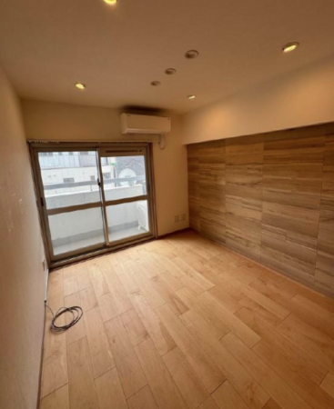 江東区深川、マンションの居間画像です