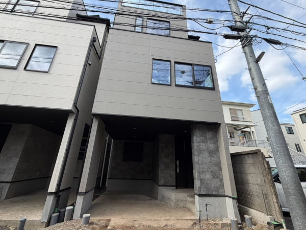 江東区東砂、新築一戸建ての外観画像です