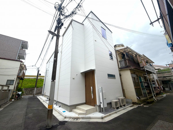江東区東砂、新築一戸建ての外観画像です